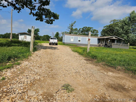 8953 N 490 RD, TAHLEQUAH, OK 74464, photo 2 of 22