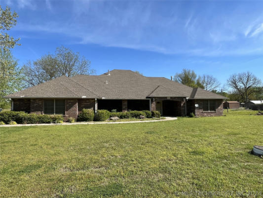 282 W 3RD AVE, WELCH, OK 74369 - Image 1