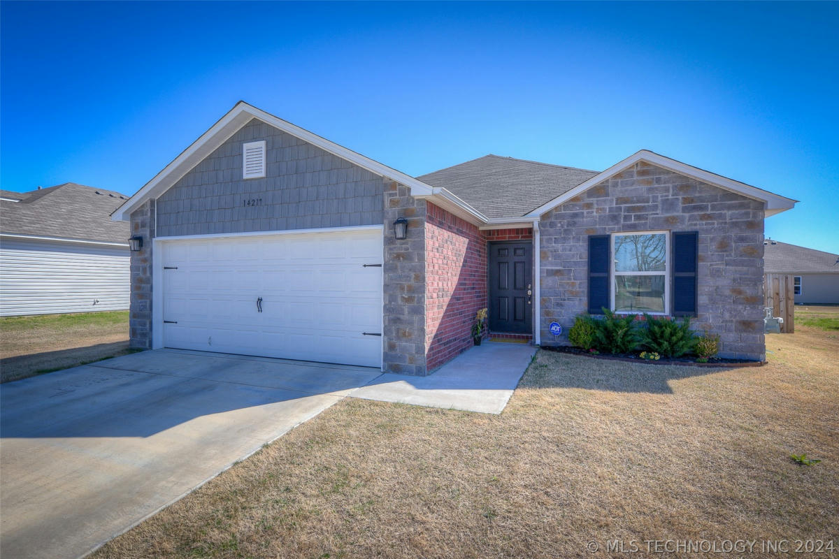 14217 N 73RD EAST AVE, COLLINSVILLE, OK 74021, photo 1 of 23