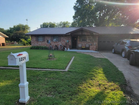 1229 S WOOD AVE, HOMINY, OK 74035 - Image 1