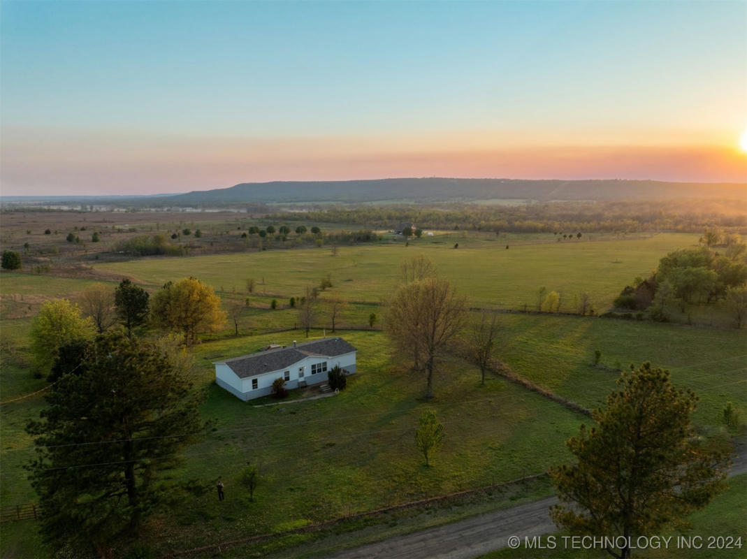 16500 FULTON RD, MOUNDS, OK 74047, photo 1 of 41