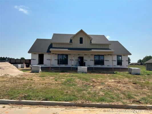 111 RED BUD AVE, FORT GIBSON, OK 74434 - Image 1