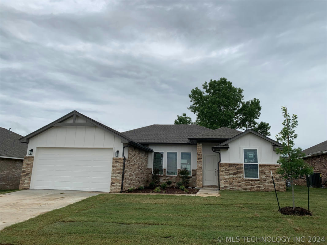2501 W SOUTH STREET, COLLINSVILLE, OK 74021, photo 1 of 15