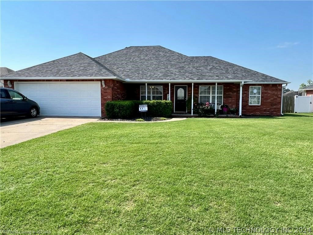 1912 WINTERPARK DR, SALLISAW, OK 74955, photo 1 of 30