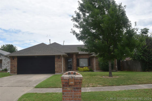 929 NW 15TH ST, MOORE, OK 73160 - Image 1