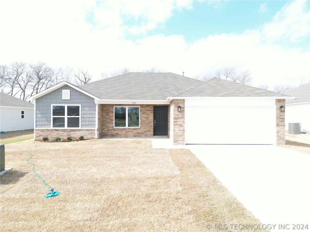 725 S CHEROKEE AVE, HASKELL, OK 74436, photo 1 of 13