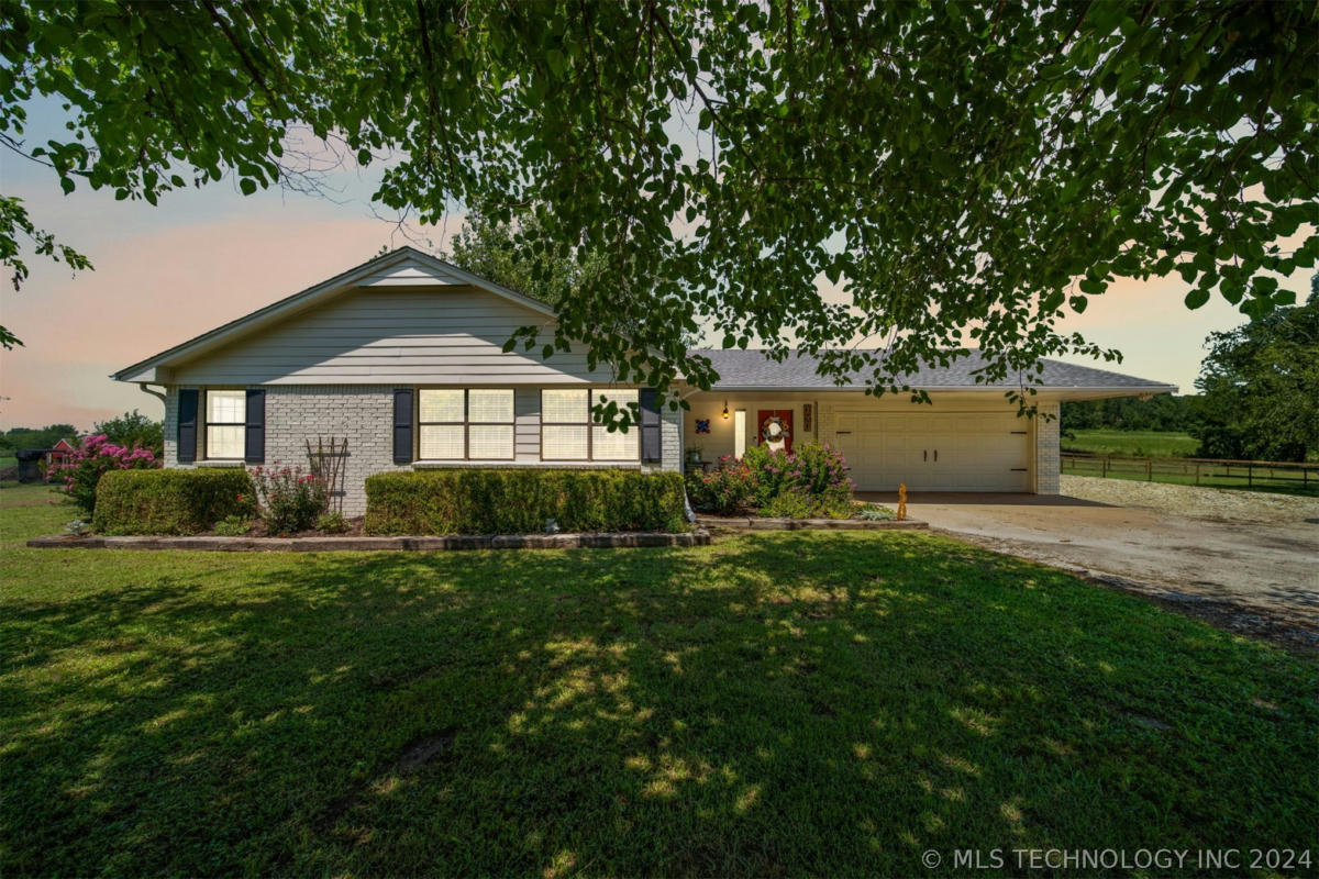 11515 E 179TH ST N, COLLINSVILLE, OK 74021, photo 1 of 28