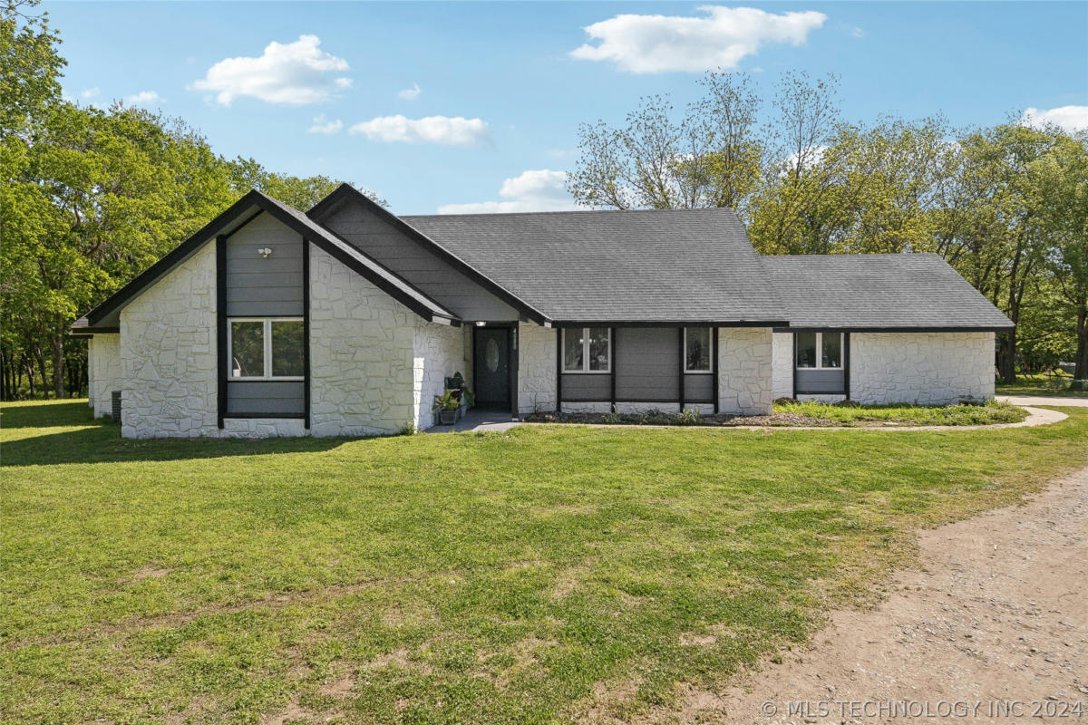 400190 W 4080 DR, COLLINSVILLE, OK 74021, photo 1 of 37