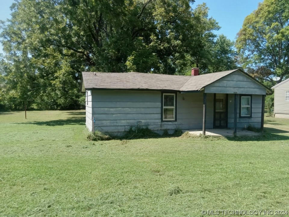 412 W ELM ST, FORT GIBSON, OK 74434, photo 1 of 12