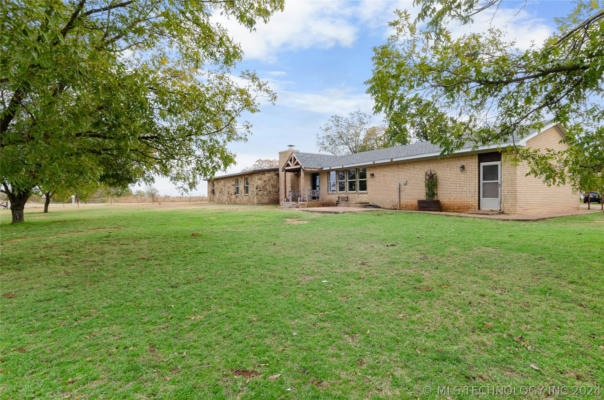 195039 N 2640 RD, TEMPLE, OK 73568, photo 3 of 41