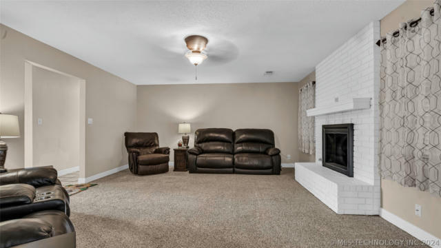 1900 8TH AVE NW, ARDMORE, OK 73401, photo 5 of 35