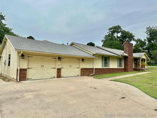 3141 E 47TH ST, TULSA, OK 74105, photo 3 of 49