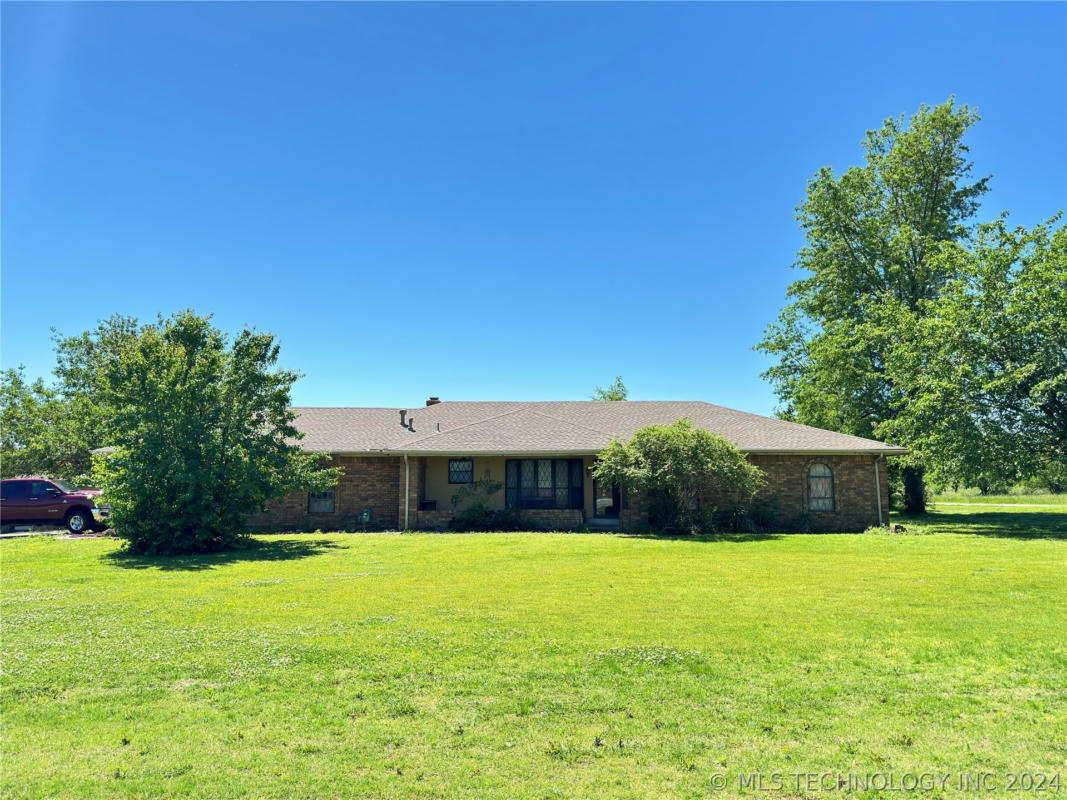 11822 E 116TH ST N, COLLINSVILLE, OK 74021, photo 1 of 25