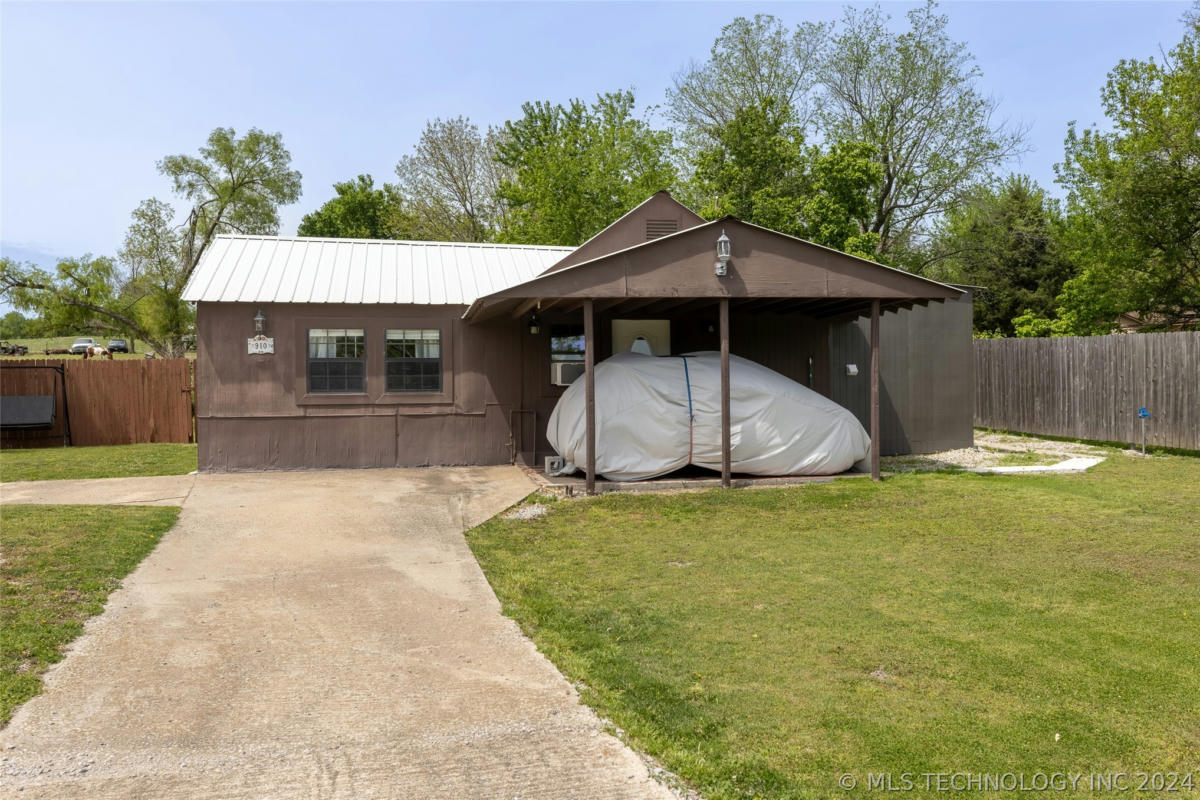 910 S 12TH ST, COLLINSVILLE, OK 74021, photo 1 of 18
