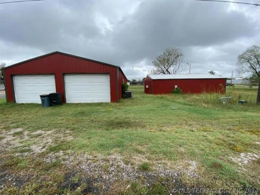 202 S ECHO ST, HOLDENVILLE, OK 74848, photo 3 of 22