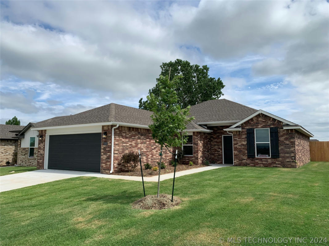 2505 W SOUTH STREET, COLLINSVILLE, OK 74021, photo 1 of 10