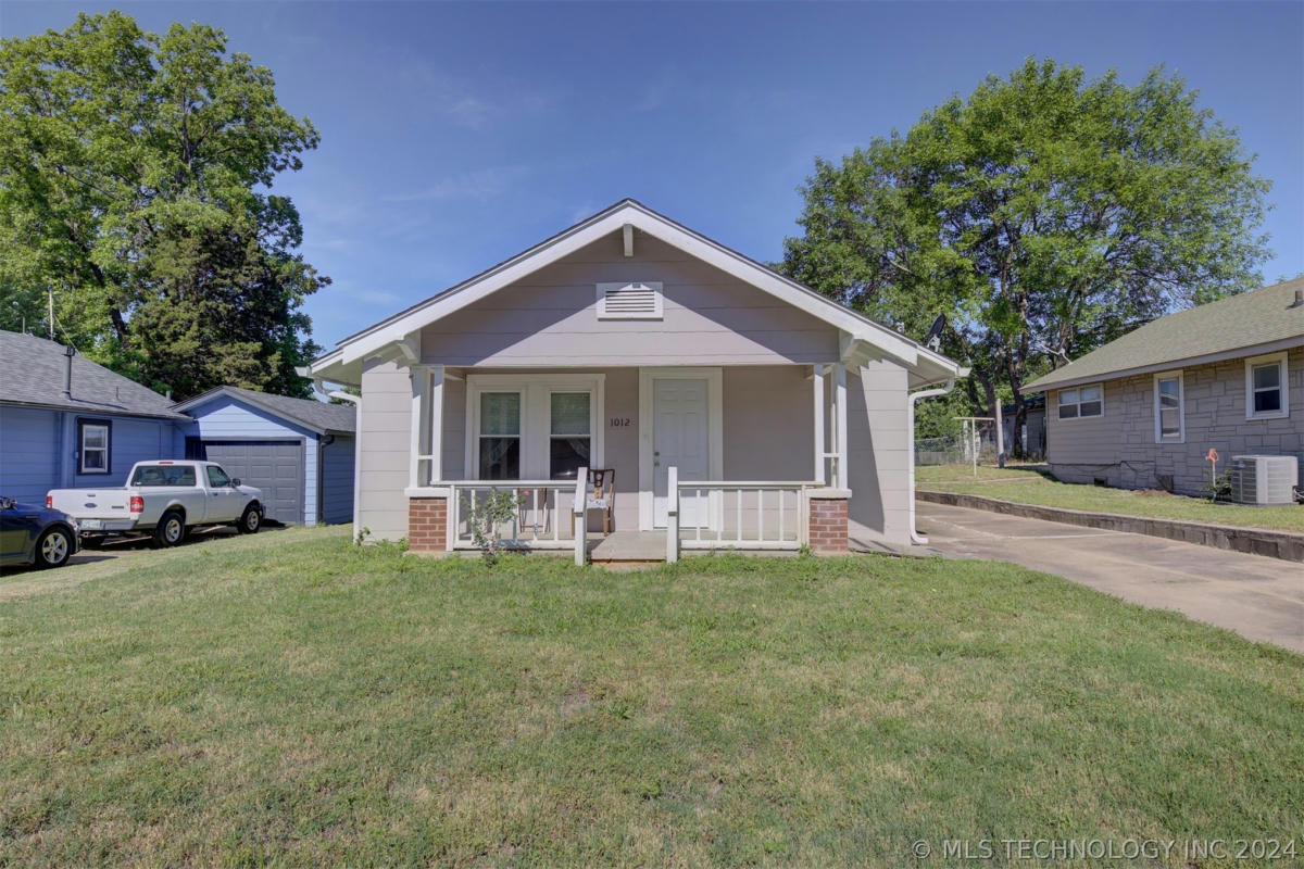1012 N CLEVELAND AVE, SAND SPRINGS, OK 74063, photo 1 of 18