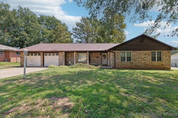 17 S MEADOWHILL DR, BRISTOW, OK 74010 - Image 1