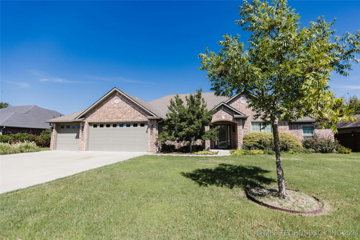 1108 SPRINGFIELD CT, DURANT, OK 74701, photo 1 of 42